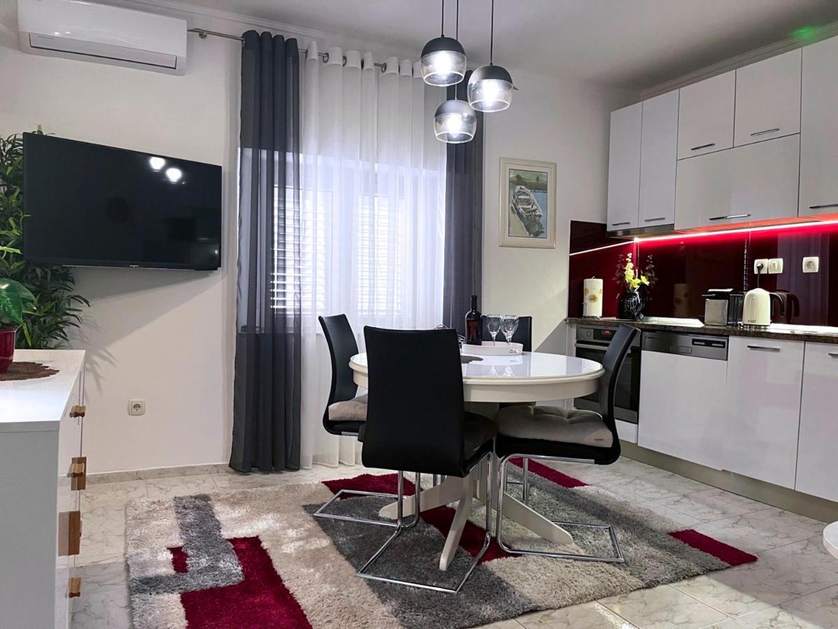 Apartment Vitturina Kaštela Kültér fotó