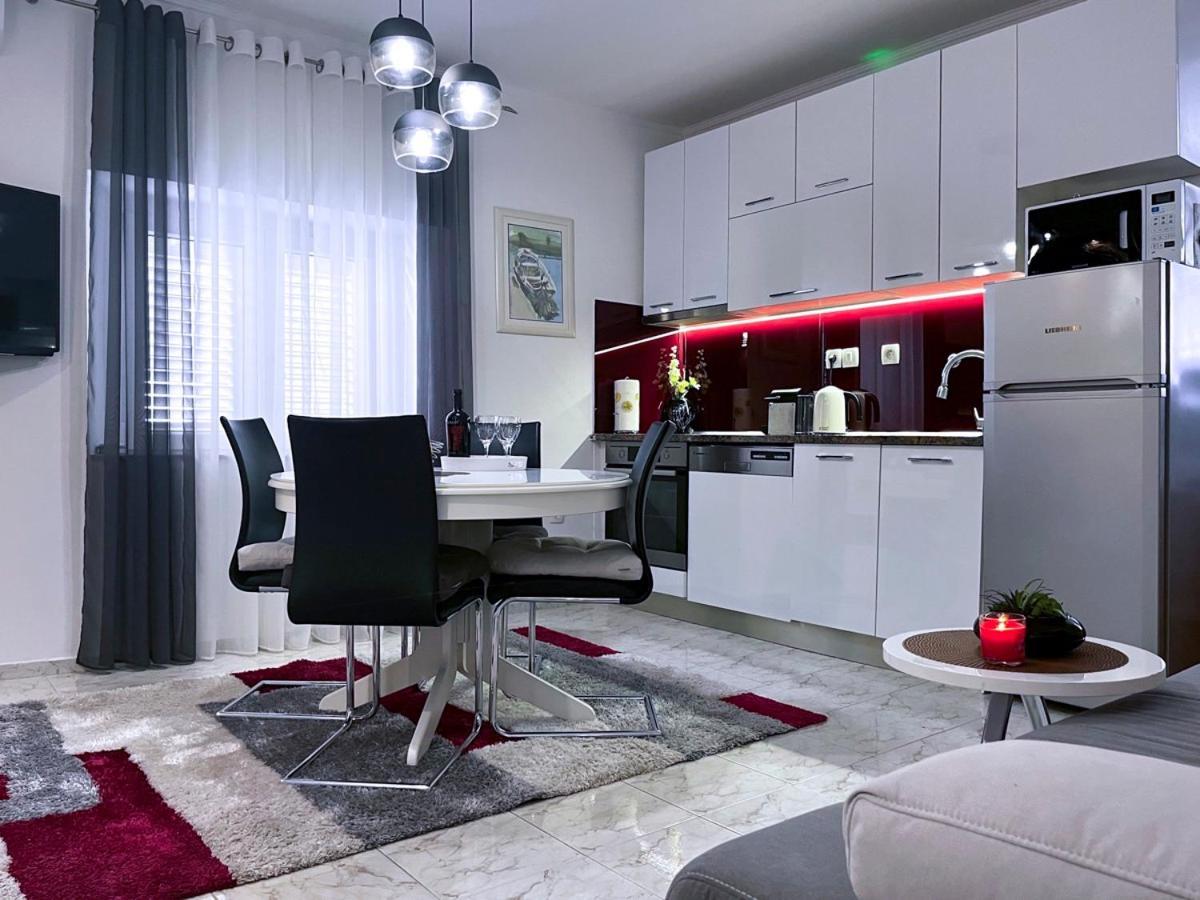 Apartment Vitturina Kaštela Kültér fotó