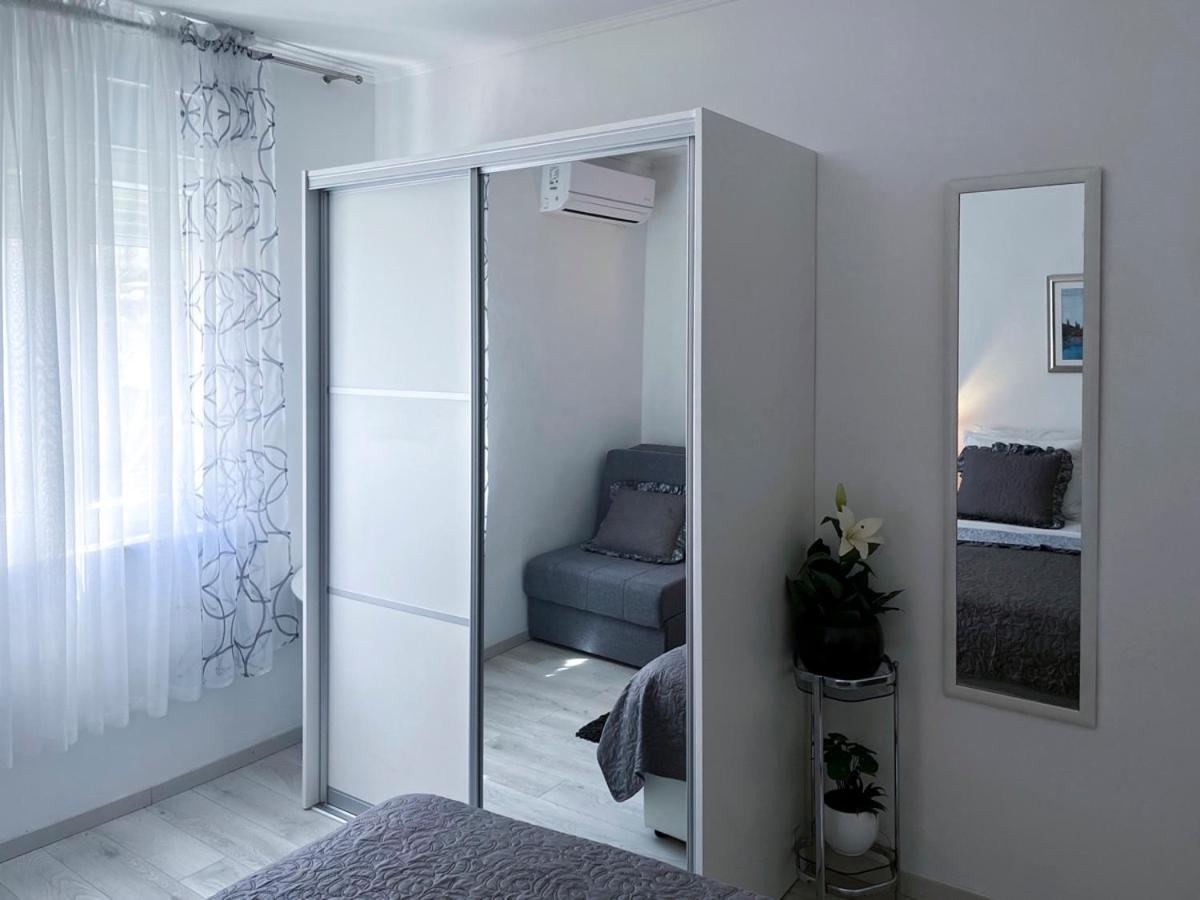 Apartment Vitturina Kaštela Kültér fotó