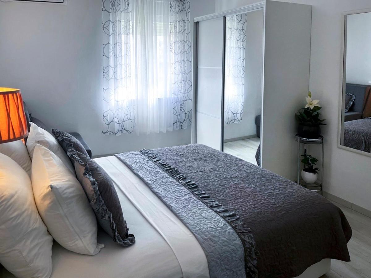 Apartment Vitturina Kaštela Kültér fotó