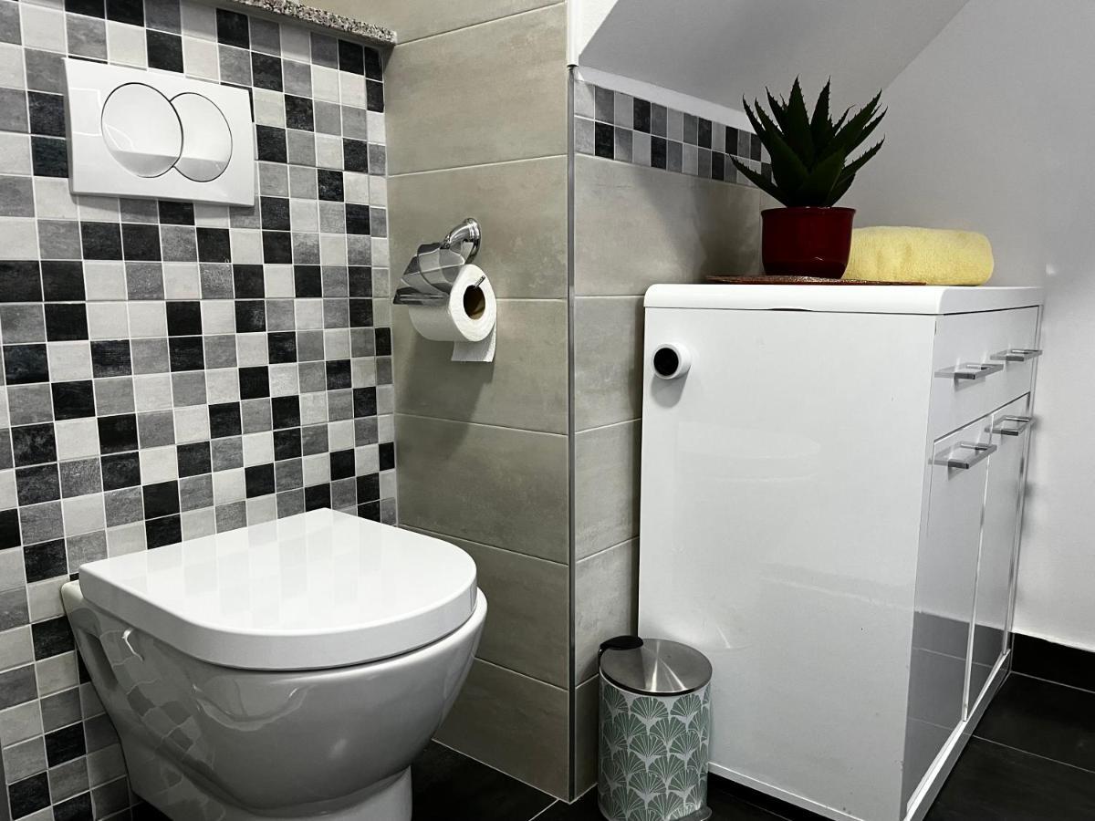 Apartment Vitturina Kaštela Kültér fotó